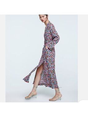 ZARA FLORAL WRAP STYLE Long Sleeve MIDI Dress w/belt & double front slits sz Med